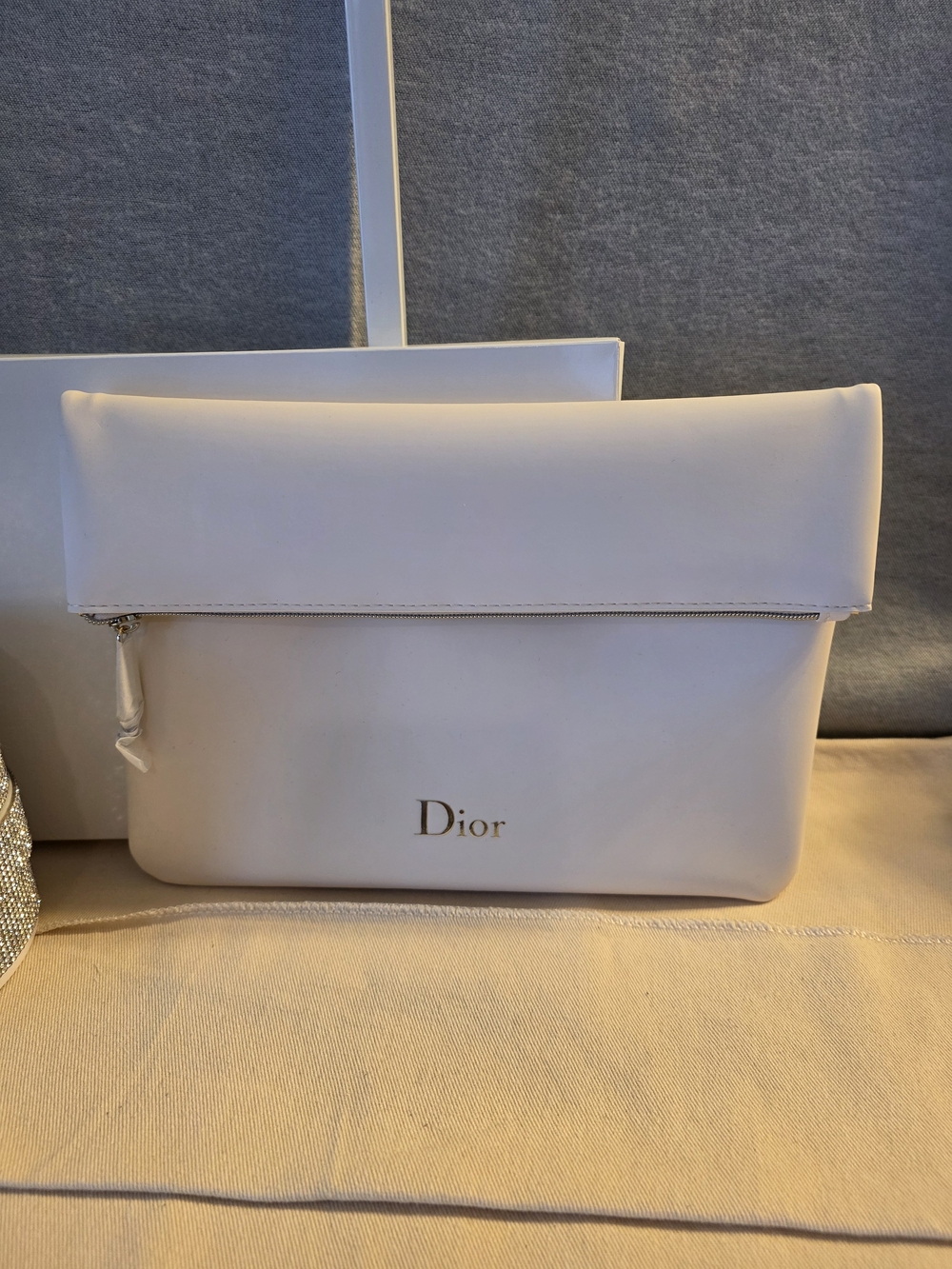 Dior White Fold-Over Clutch with Crystal Embellished Jewelry Box - Picture 3 of 5